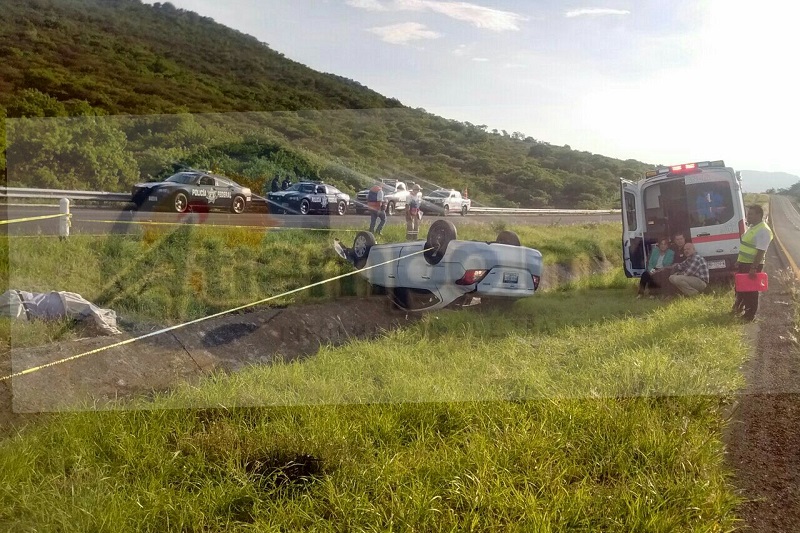 Aparatosa Volcadura En Autopista De Occidente Deja Un Muerto - Atiempo