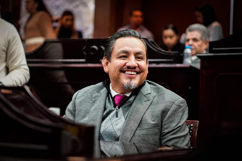 Víctor Manríquez, Infonavit, Michoacán