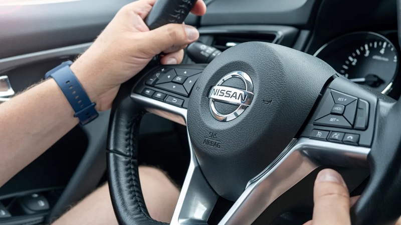 Nissan, Airbags
