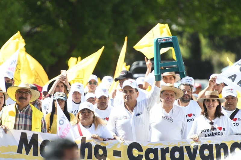 Silvano Aureoles, PRD, Por Amor a México
