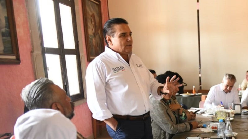 Silvano Aureoles, Comerciantes, Estado de México