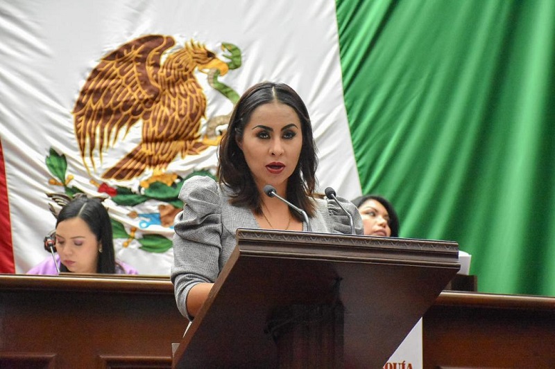 Gloria Tapia, Congreso de Michoacán