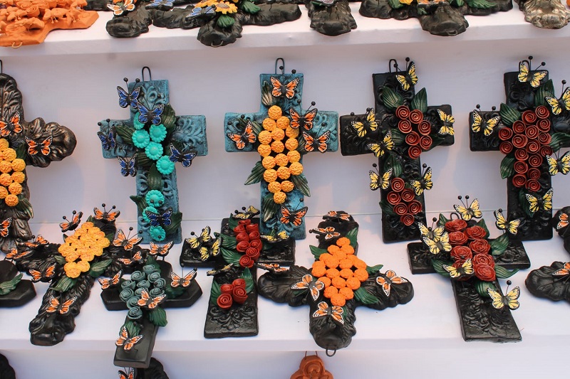 Expo Artesanal Cruz de Barro en Capula, Morelia