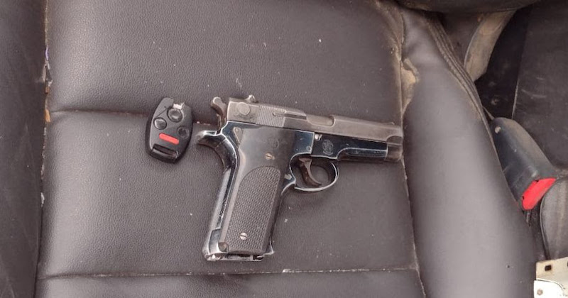 Pistola,asegurada