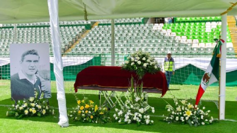 Antonio ‘Tota’ Carbajal, Funeral