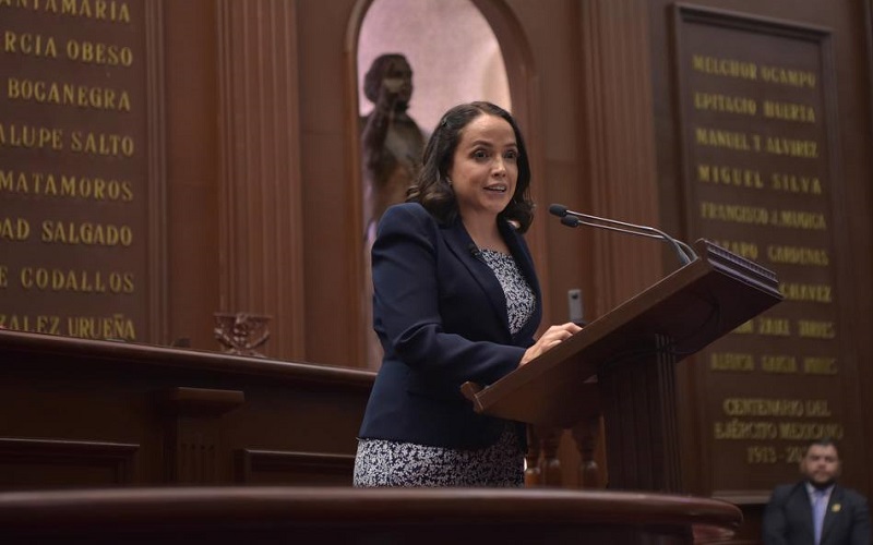 Andrea Villanueva, Congreso de Michoacán