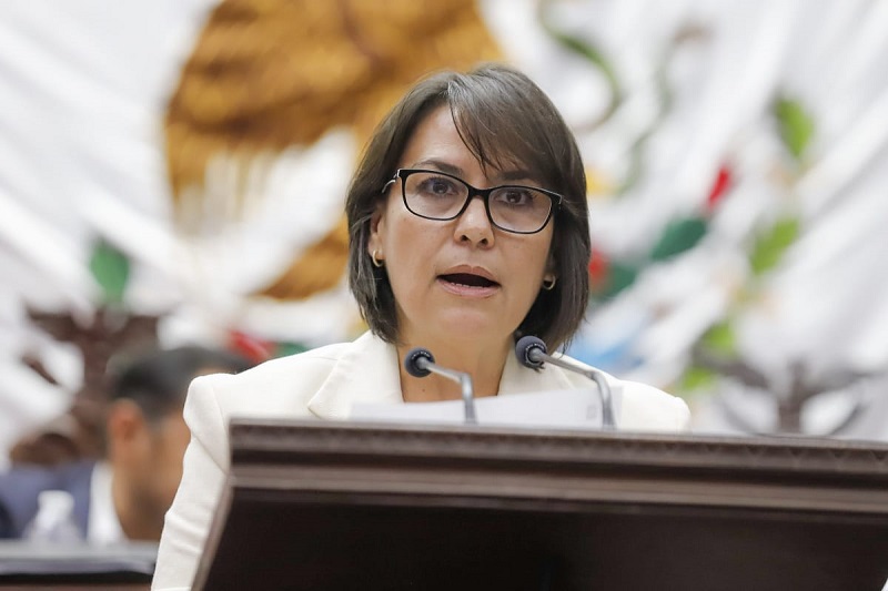 Congreso de Michoacán, Lariza Pérez