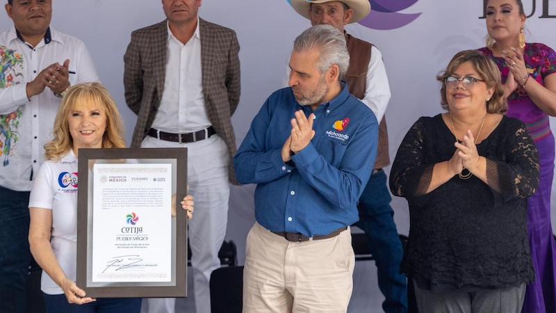 Alfredo Ramírez Bedolla, Julieta García Zepeda