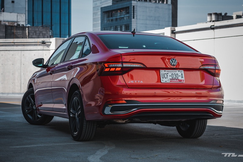 Volkswagen Jetta 2024, Precio