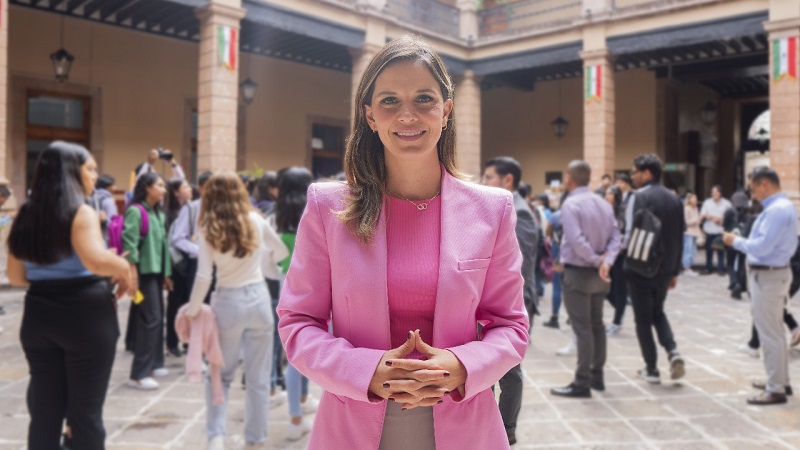 Daniela De Los Santos, Congreso de Michoacán