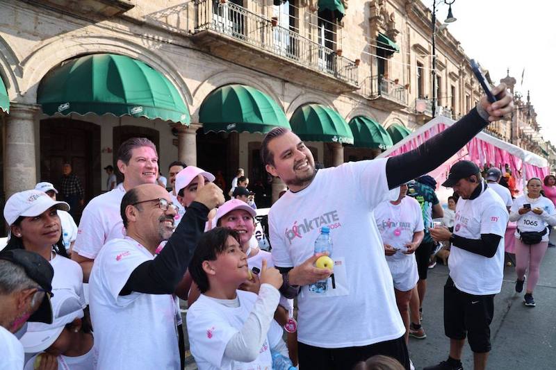 Alfonso Martínez Alcazar, Pinktate Rosa