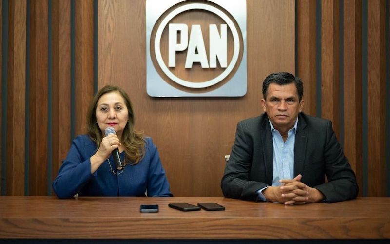 Refugio Cabrera, Javier Estrada, PAN