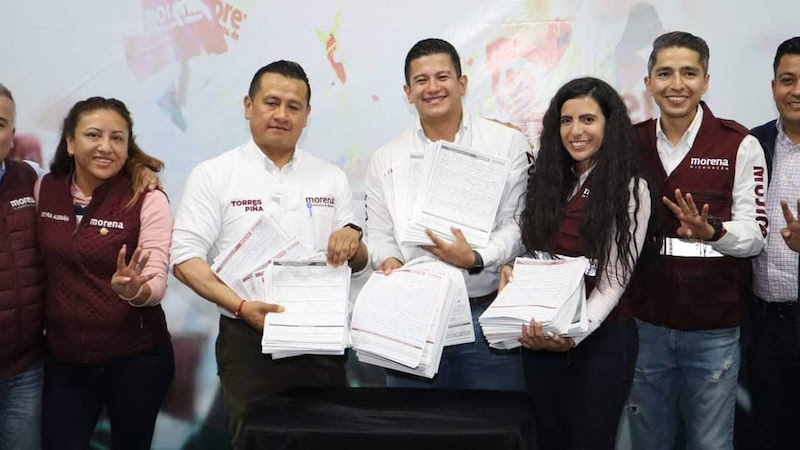 Carlos Torres Piña, Víctor Zurita Ortiz