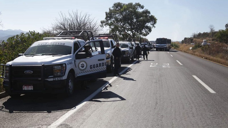 normalistas, Guardia Civil, Bloqueos