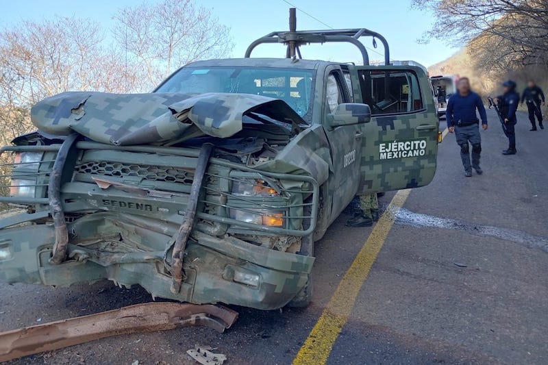Accidente, militares, Huetamo