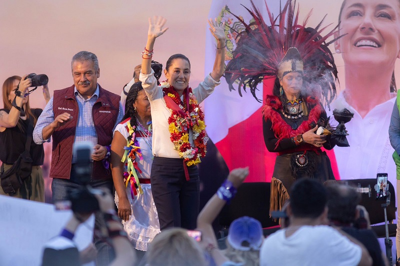 Raúl Morón, Morena