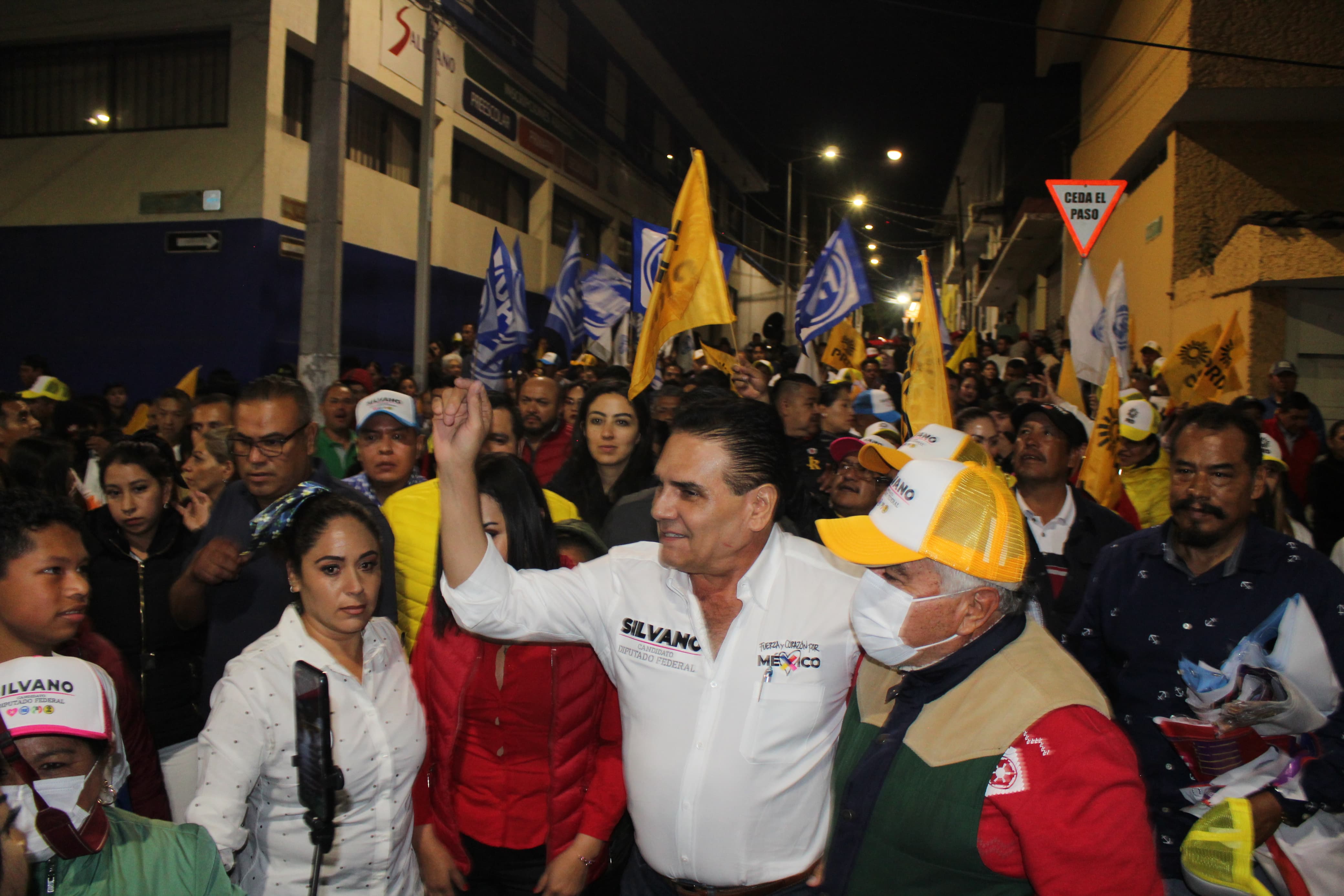 Arranca campaña por la diputación federal por Zitácuaro, Silvano Aureoles Conejo