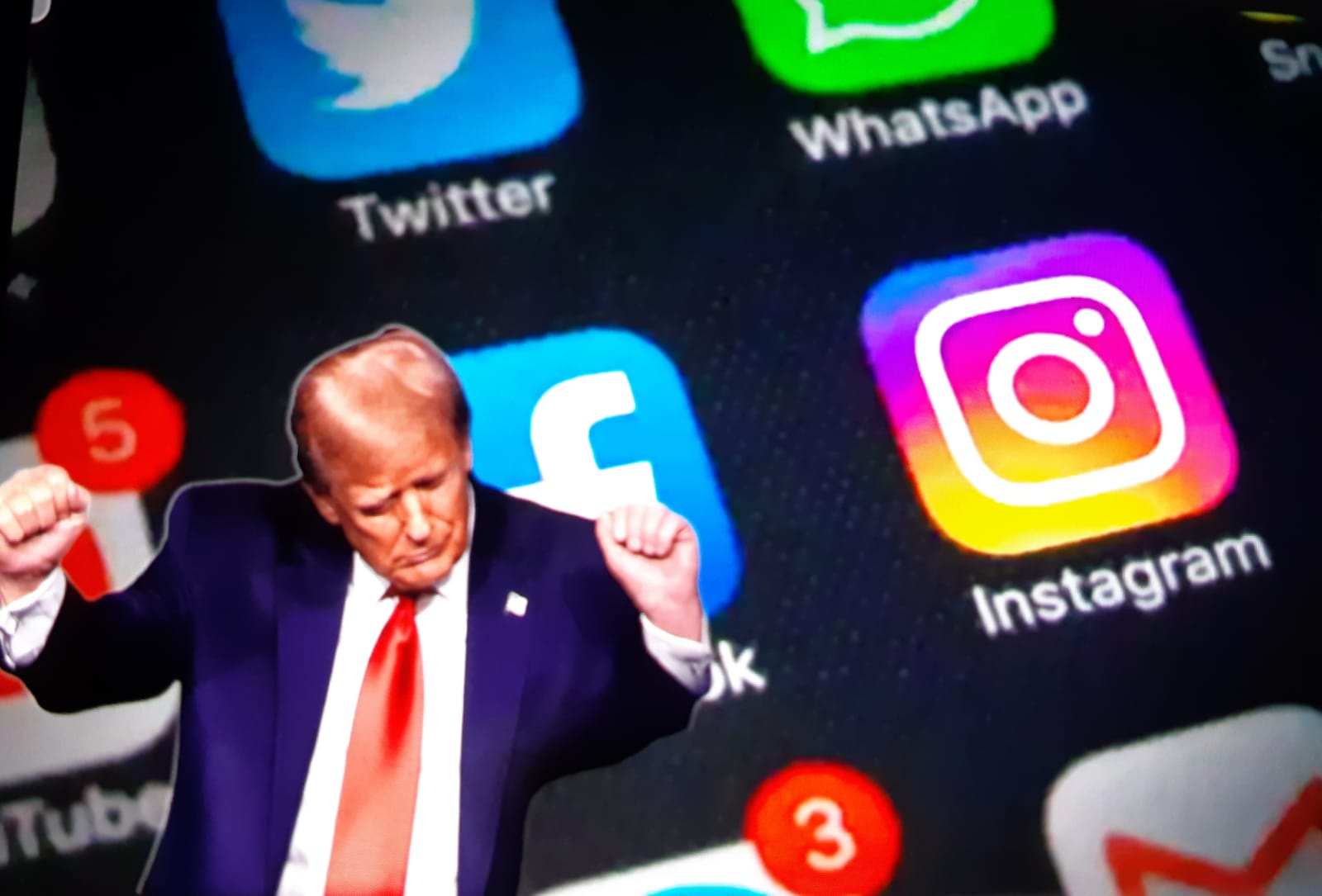 Caída de redes sociales y la carrera por la presidencia de Trump, no es casualidad