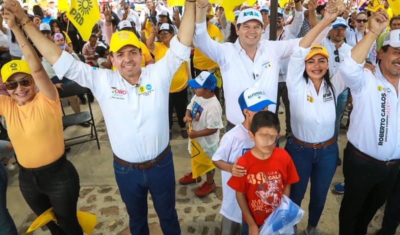 Toño García, PAN, PRD,