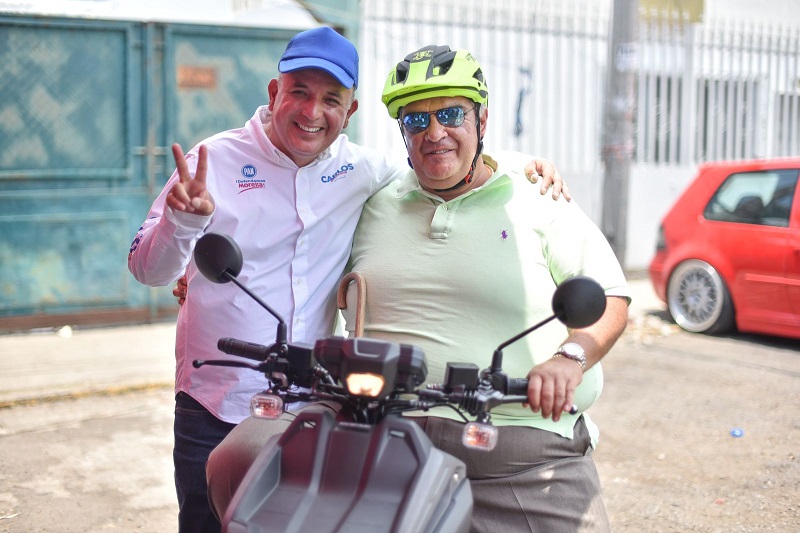 Carlos Quintana, PAN, PRD