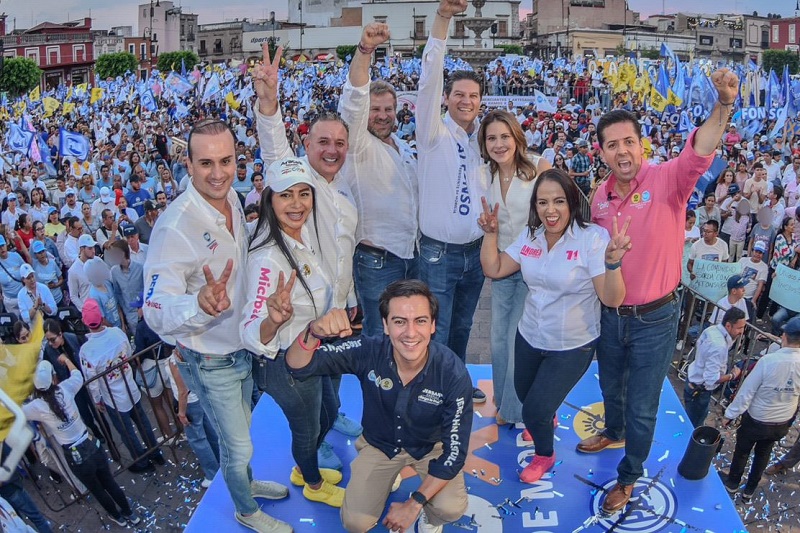 PAN, PRD, Carlos Quintana