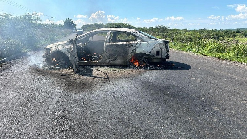 Zináparo, SSP, Incendio, Vehículo