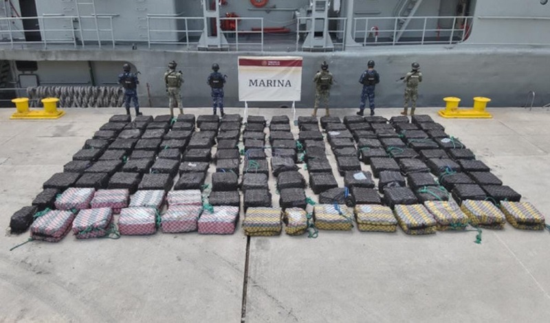 32 bultos de cocaína, SEMAR, Lázaro Cárdenas