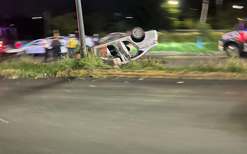 Volcadura de taxi, Morelia