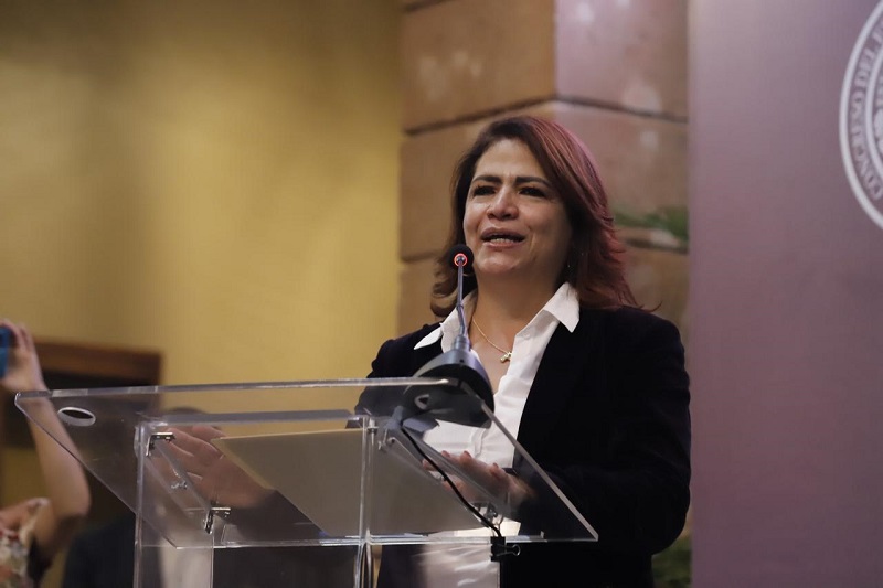Fabiola Alanís, 4T