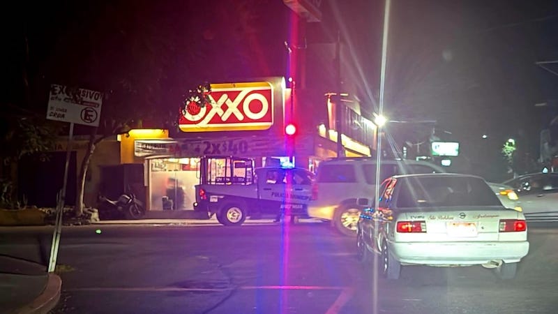 Tienda Oxxo, Apatzingán