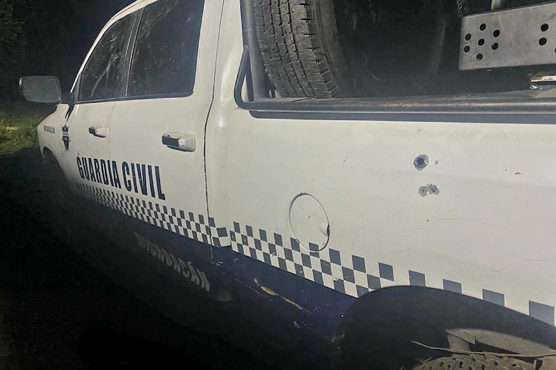 Patrulla, Guardia Civil, baleada