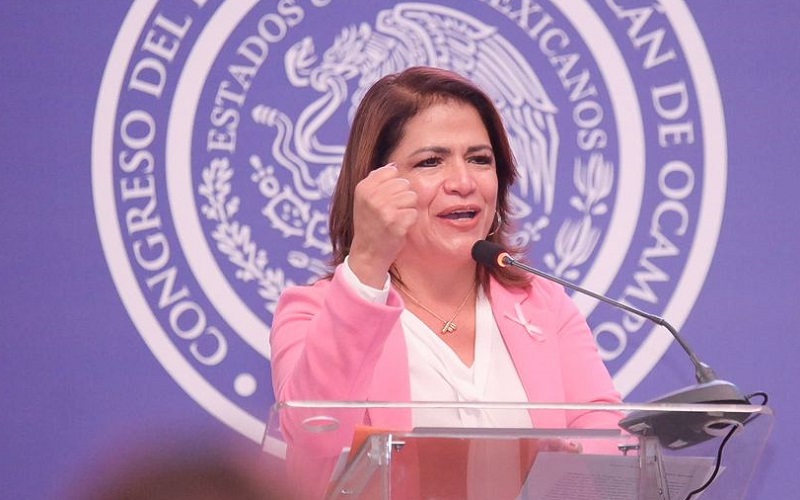 Morena, Fabiola Alanís