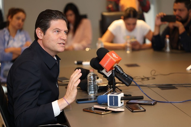 autogobiernos, Alfonso Martínez