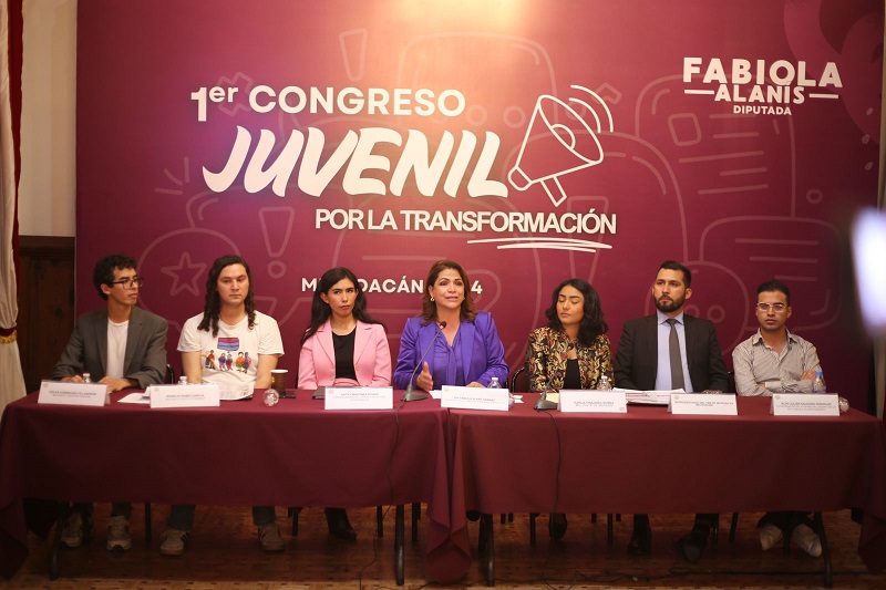 Congreso Juvenil, 4T, Fabiola Alanís