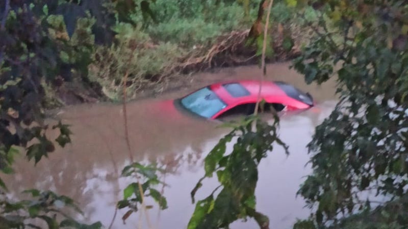 Auto, Río Grande, Morelia