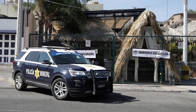 Clausuran bares en Querétaro
