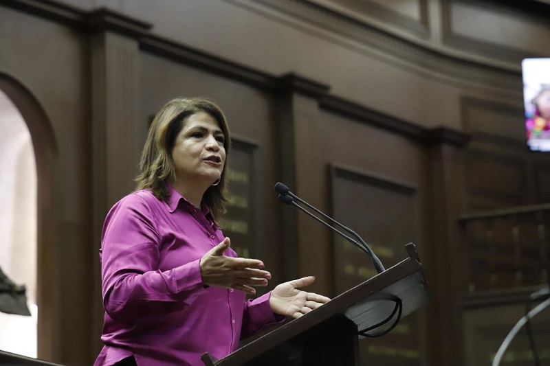 Fabiola Alanís, 4T