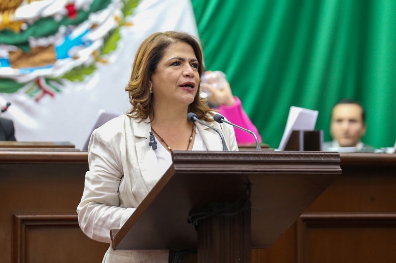 Fabiola Alanís, Morena