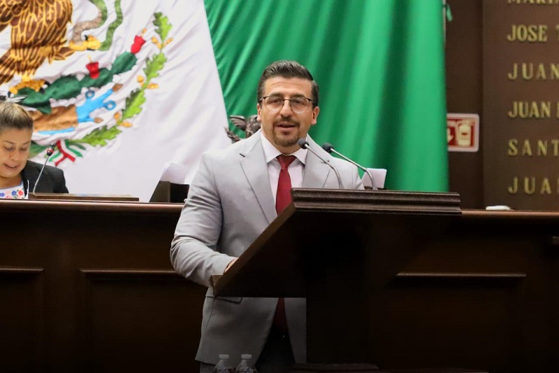 Toño Mendoza, Congreso de Michoacán