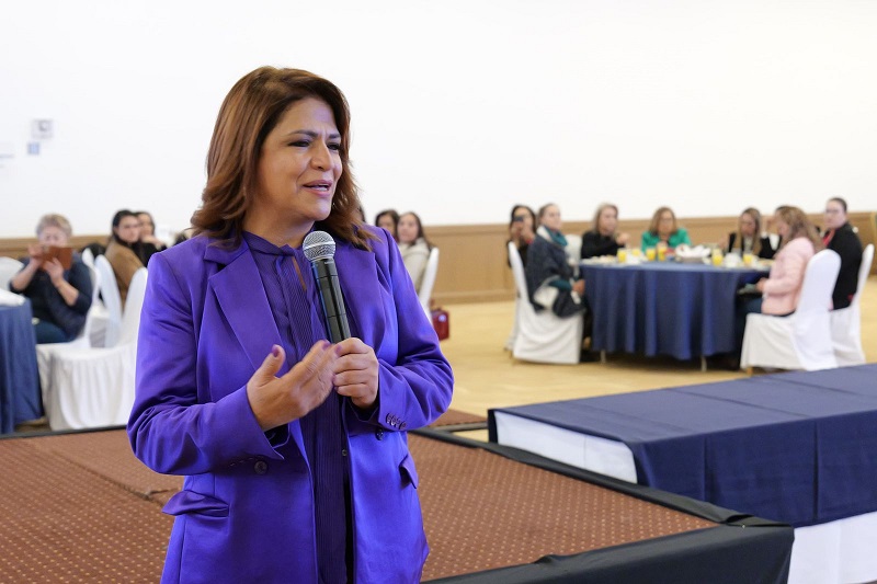 Fabiola Alanís, 4T