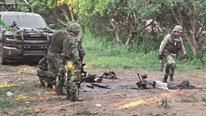 Cotija, Mina terrestre, Militar muerto