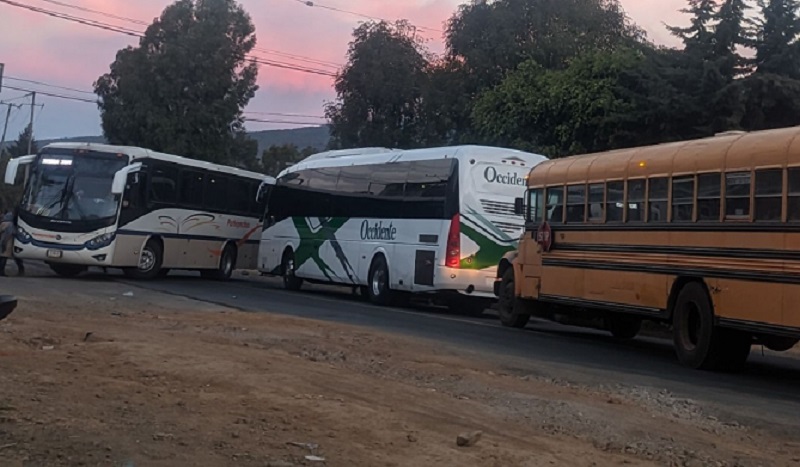 bloqueo carretero, Carapan