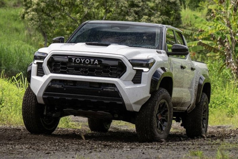 Yurécuaro, FGR, Robo armado, Toyota