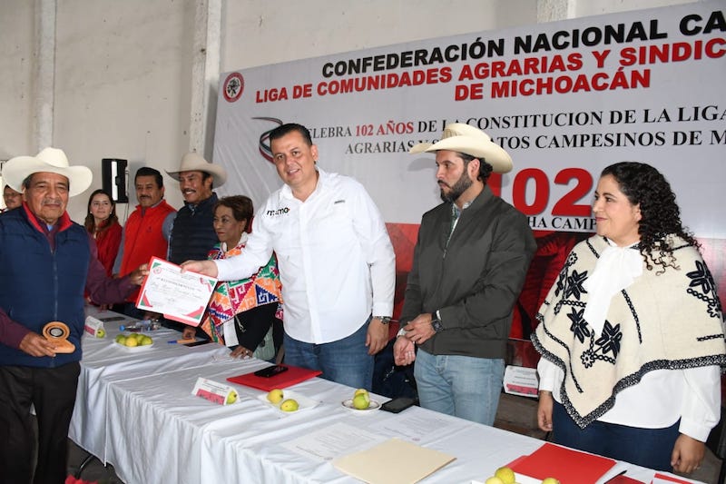 Memo Valencia, CNC