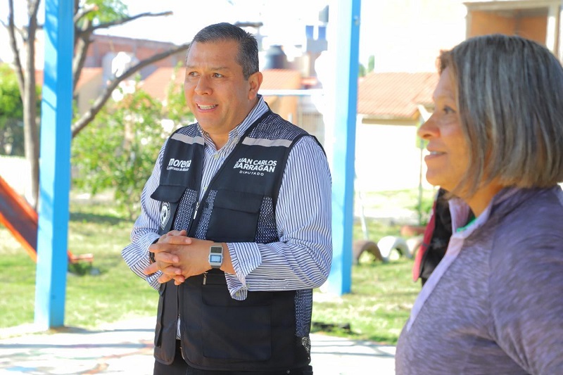 Mano a Mano, Juan Carlos Barragán