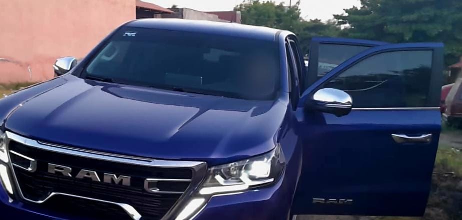 Camioneta, empresario asesinado