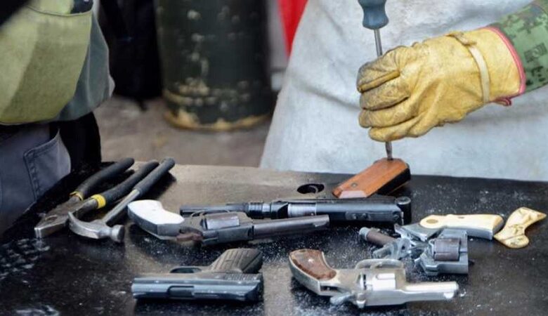 CFE, Pemex, SAT, Armas