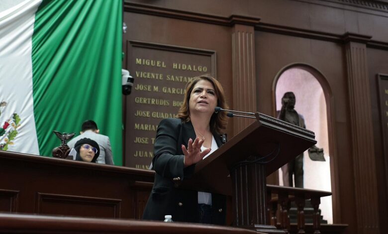 Fabiola Alanís, Morena