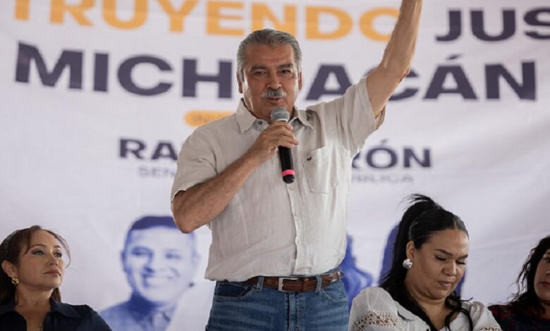 Raúl Morón, Morena