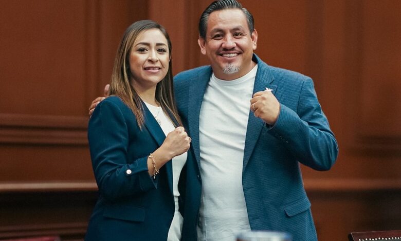 Grecia Aguilar, MC